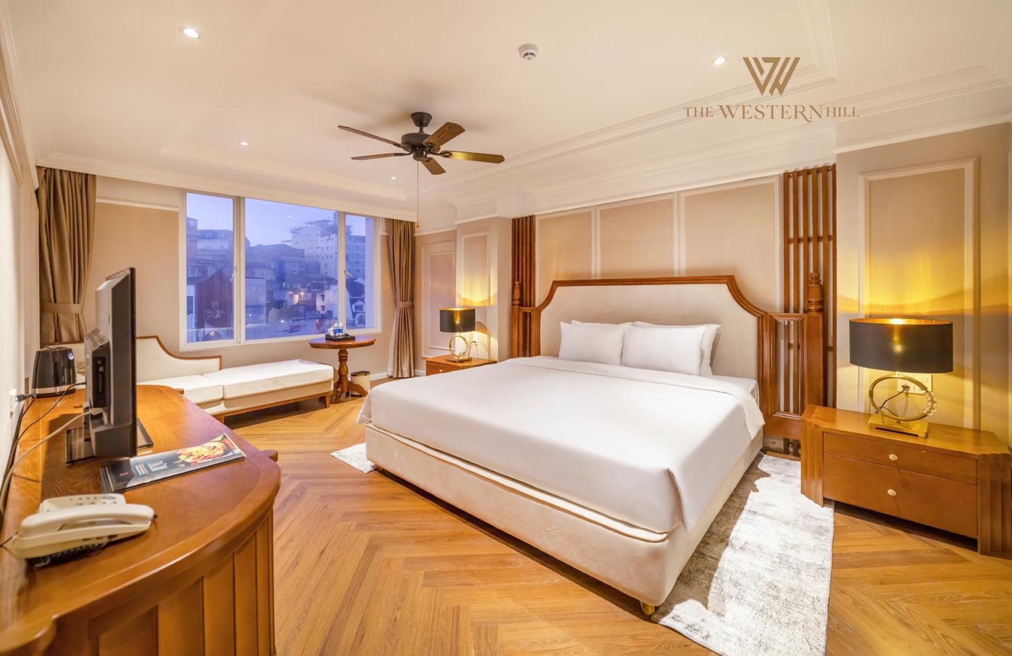 The Western Hill Dalat Hotel Экстерьер фото